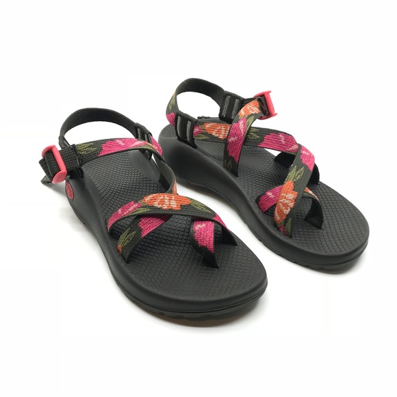 flower chacos